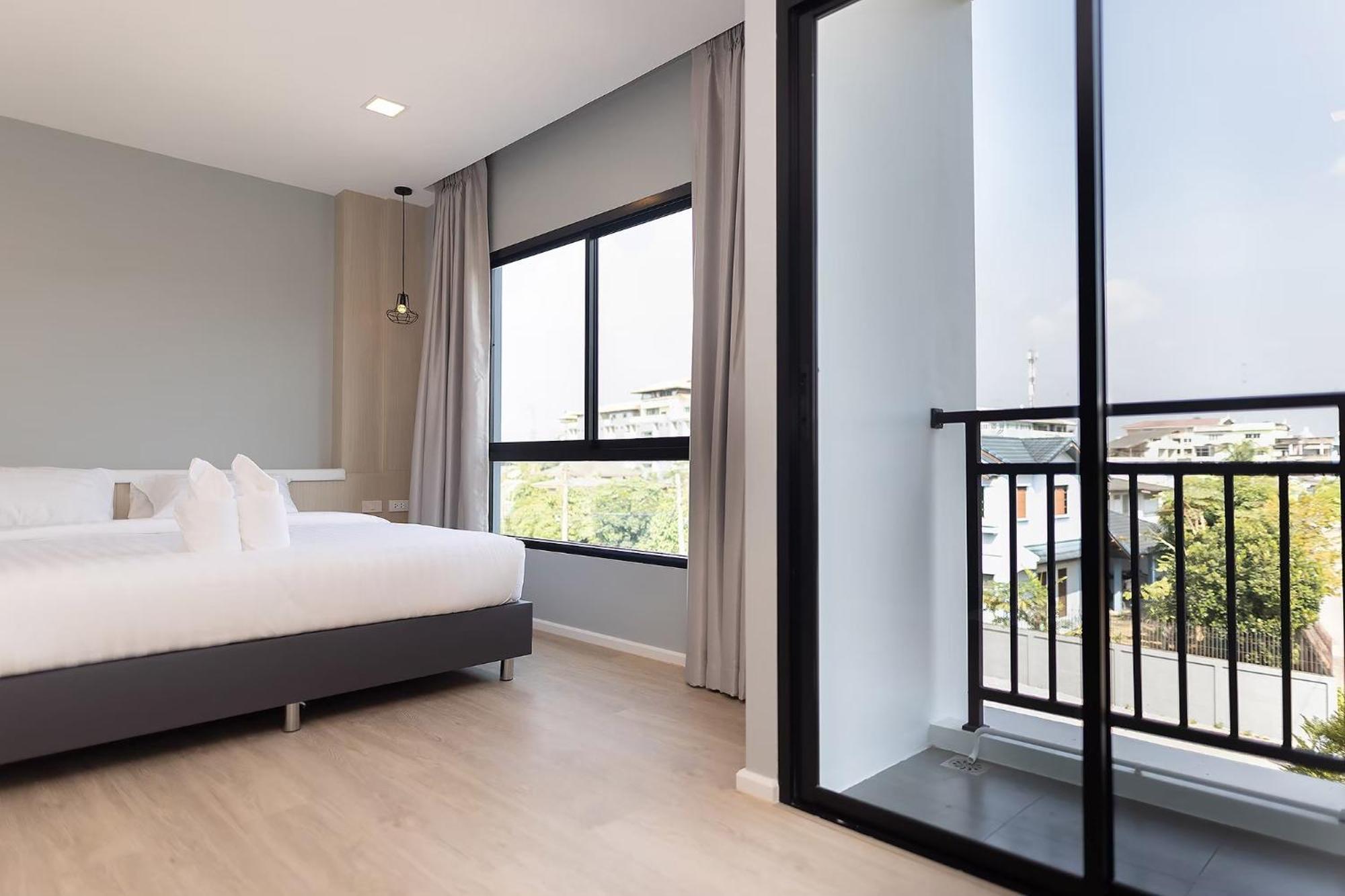 Napa Hotel Ratchaburi Exterior photo